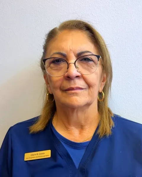 Dra. Clara Bella Casas Vizcaino